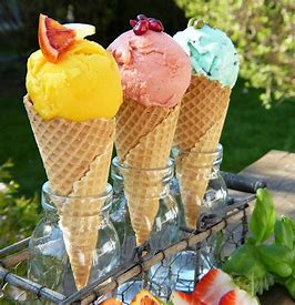 Nos trois glace favorite citron, menthe, fraise